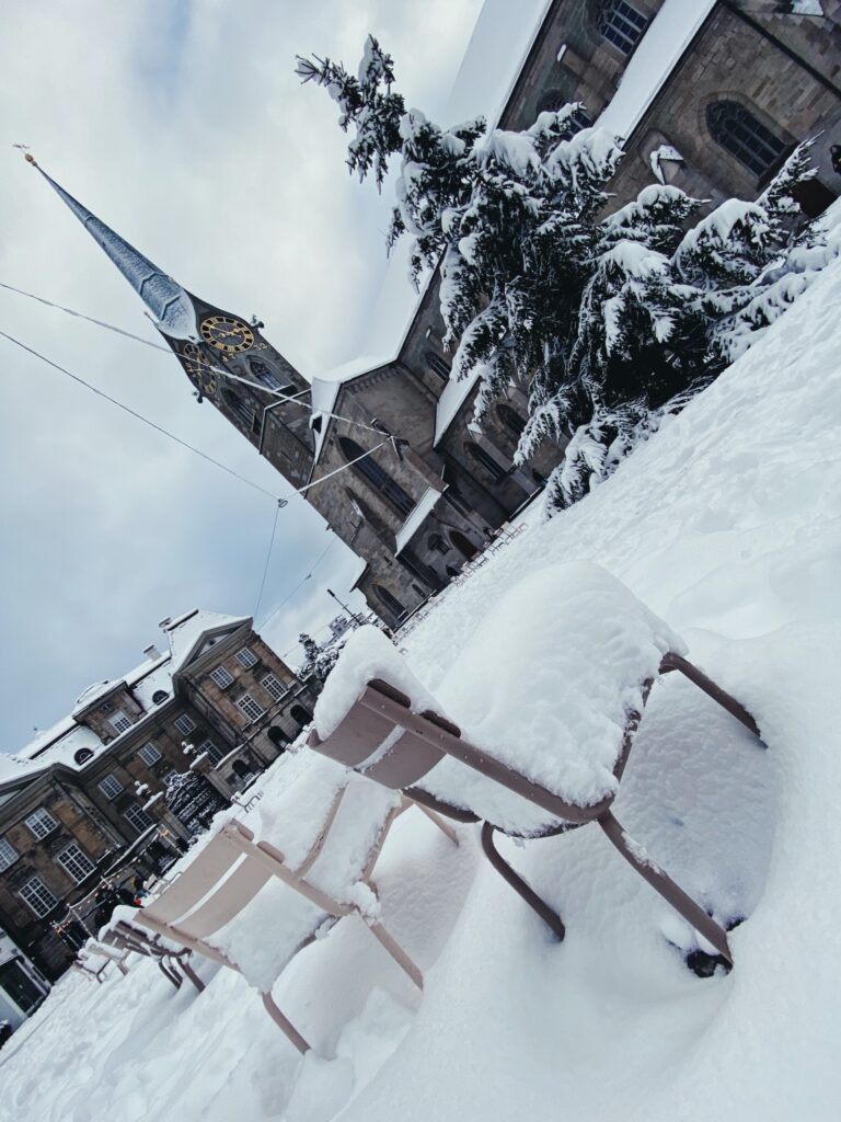 Zurich Record Snowfall And Frozen Lake Archives Moname Magazine