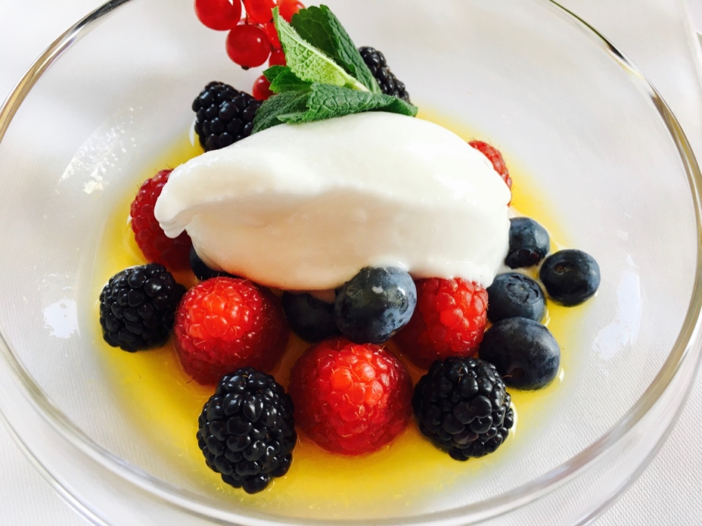 Lugano, Kurhaus Cademario Hotel & Spa, The Gourmet Restaurant "La Cucina" has 14 Gault & Millau points