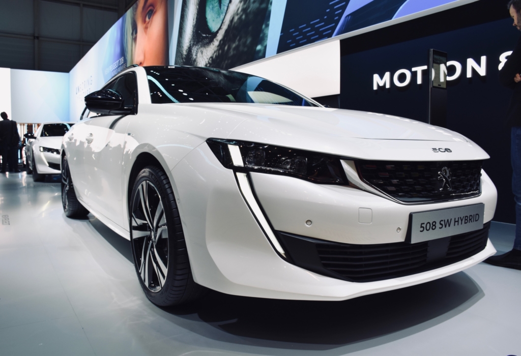 PEUGEOT - New 508 SW Hybrid