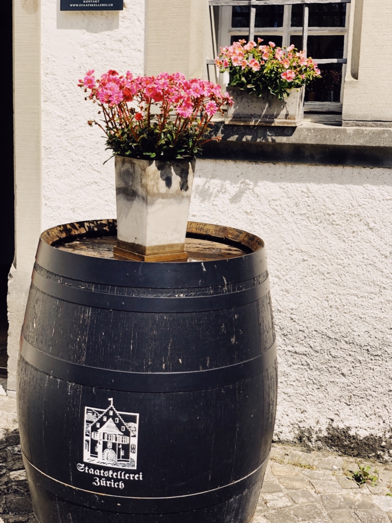 wine oak barrel