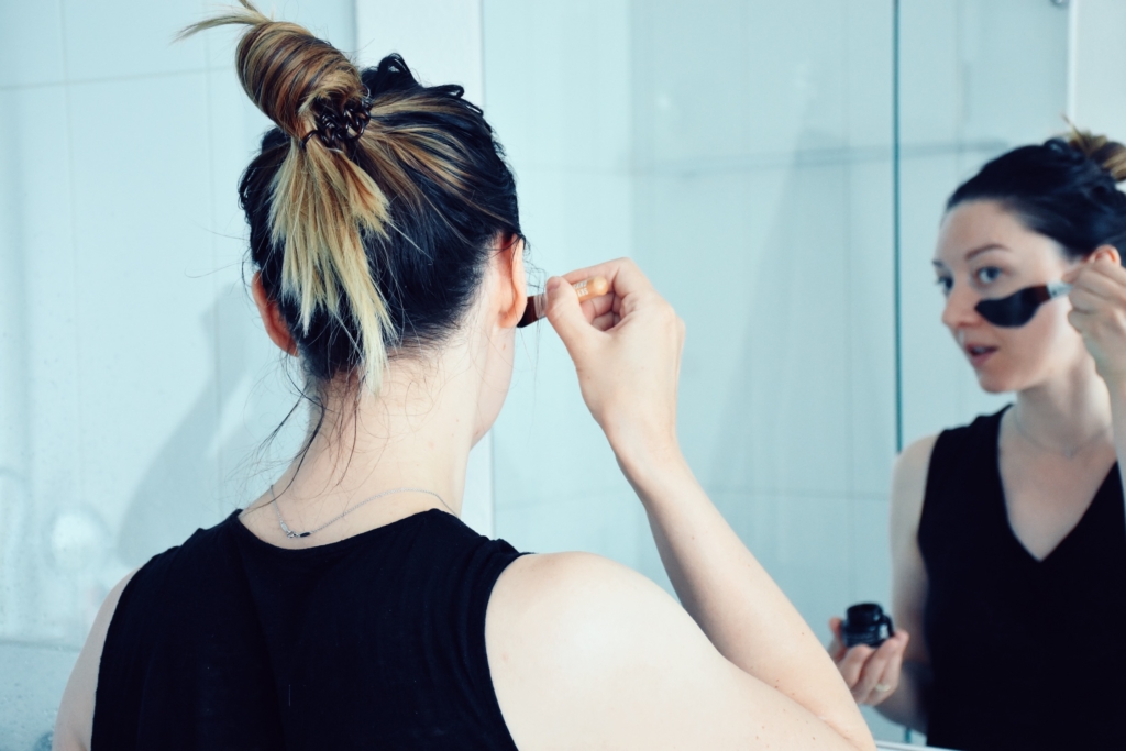 Applying Seed to Skin mask