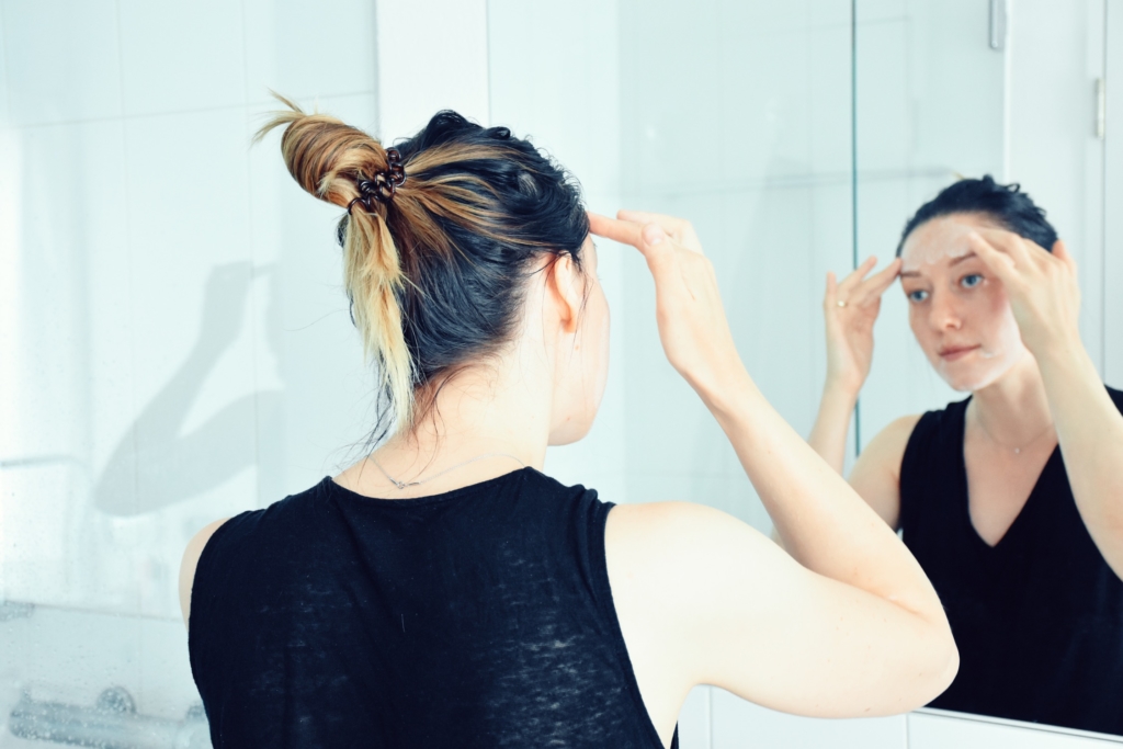 Applying Seed to Skin Cleanse gel