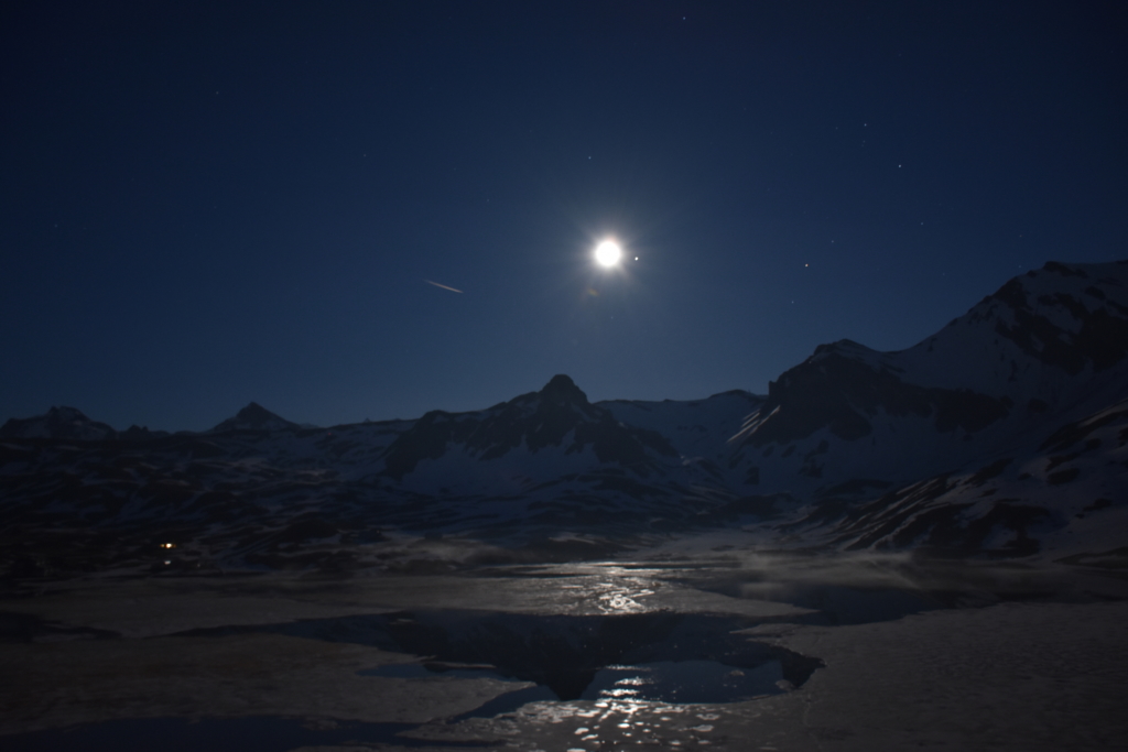 The full moon and a shooting star, Frutt Lodge and Spa