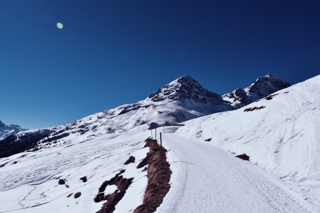 St. Moritz, Walking path from the Signal cable car towards the mountain club El Paradiso