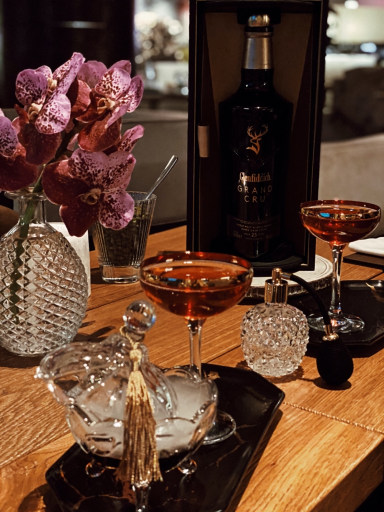 The perfect serve of the Glenfiddich Grand Cru