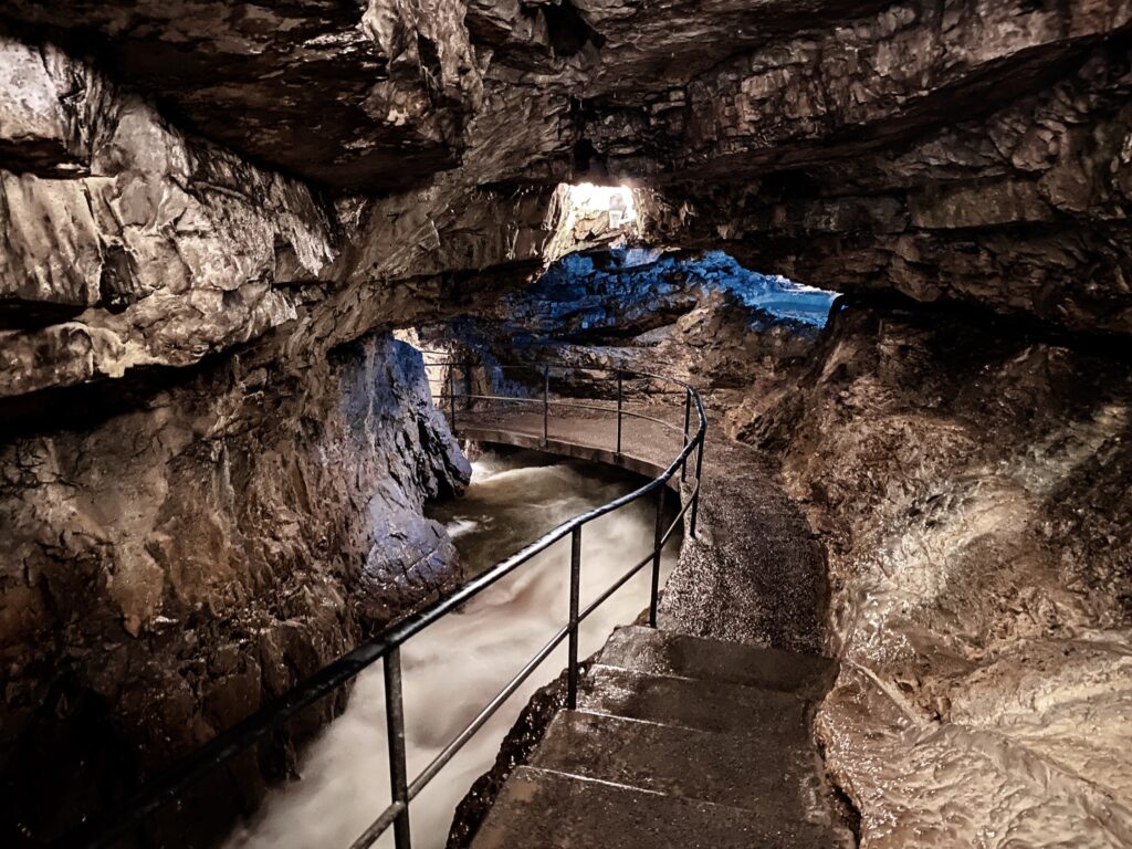 St. Beatus Caves